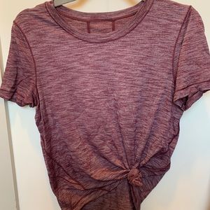 Lulu lemon tee! Barely worn!